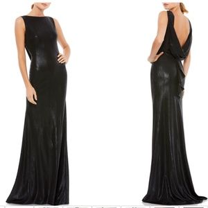 Worn once, dry cleaned. Mac Duggal Metallic Bateau Neck Column Gown Size 10.